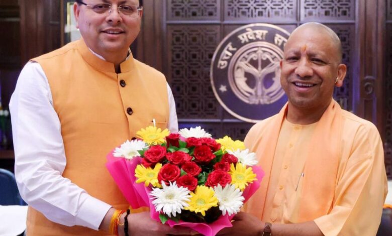 सीएम पुष्कर धामी ने लखनऊ में उत्तर प्रदेश के मुख्यमंत्री योगी आदित्यनाथ से की मुलाकात, दोनों राज्यों के बीच आस्तियों एवं दायित्वों के विभाजन संबंधी कई विषयों पर की चर्चा , हरिद्वार के लिए गंग नहर से 665 क्यूसेक पानी  जल सिंचाई को उपलब्ध कराए जाने का फिर किया अनुरोध