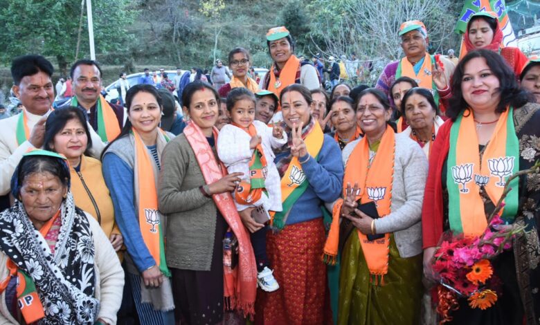 निकाय चुनाव : कैबिनेट मंत्री रेखा आर्या ने चुनाव प्रचार को दी नई धार, कहा- अबकी बार पिथौरागढ़ में ट्रिपल इंजन की सरकार निकाय चुनाव : कैबिनेट मंत्री रेखा आर्या ने चुनाव प्रचार को दी नई धार, कहा- अबकी बार पिथौरागढ़ में ट्रिपल इंजन की सरकार