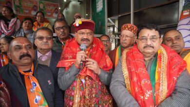 रायपुर विधानसभा क्षेत्र के वार्डों में चला भाजपा के महापौर प्रत्याशी सौरभ थपलियाल का प्रचार अभियान , कहा,विकास कार्यों के साथ ही देहरादून में पर्यावरण संरक्षण और स्वच्छता के लिए किया जाएगा काम