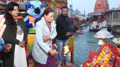 खेल मंत्री रेखा आर्या ने मां गंगा से मांगा खिलाड़ियों के लिए आशीर्वाद