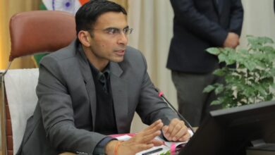 Good News: अब सरकारी स्कूल में जमीन पर नहीं बैठेगा कोई बच्चा , डीएम के प्रोजेक्ट ‘उत्कर्ष’ के तहत व हुडको ने शुरू किया फर्नीचर निर्माण 