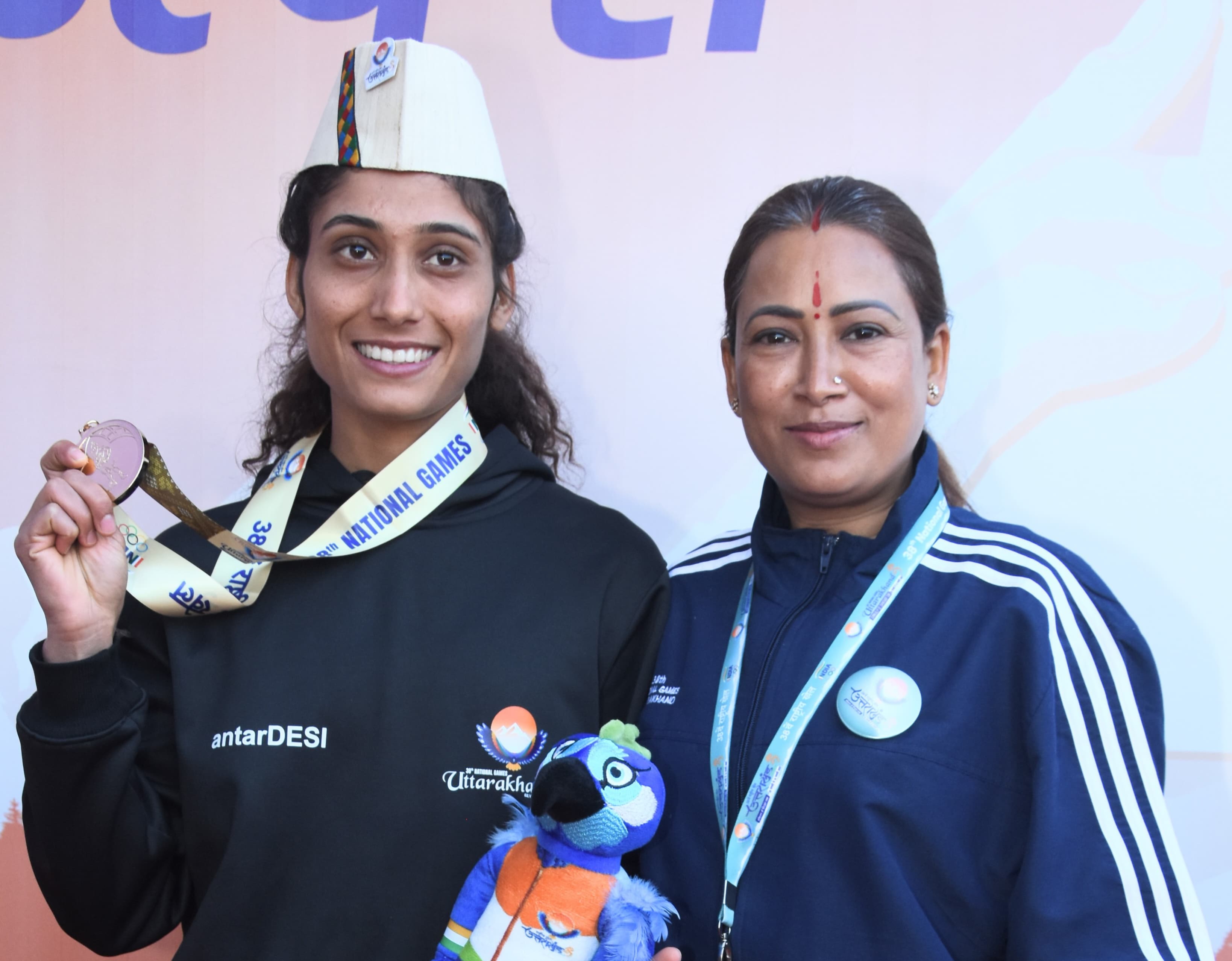 नेशनल गेम्स: अंकिता ने स्टीपलचेज और सिद्धार्थ ने जूडो में दिलाया उत्तराखंड को गोल्ड, खेल मंत्री रेखा आर्या ने विजेताओं को पहनाए मेडल,दी बधाई