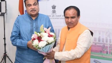 Good News:केंद्रीय सड़क परिवहन एवं राजमार्ग मंत्री नितिन गडकरी से कैबिनेट मंत्री डॉ रावत की मुलाकात लाई रंग,   श्रीनगर में शीघ्र बनेगी मरीन ड्राइव एलिवेटेड रोड