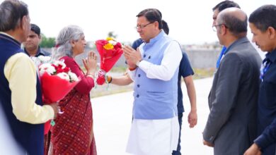 एसजीआरआर विश्वविद्यालय की ओर से हुआ सीएम पुष्कर धामी का जोरदार स्वागत