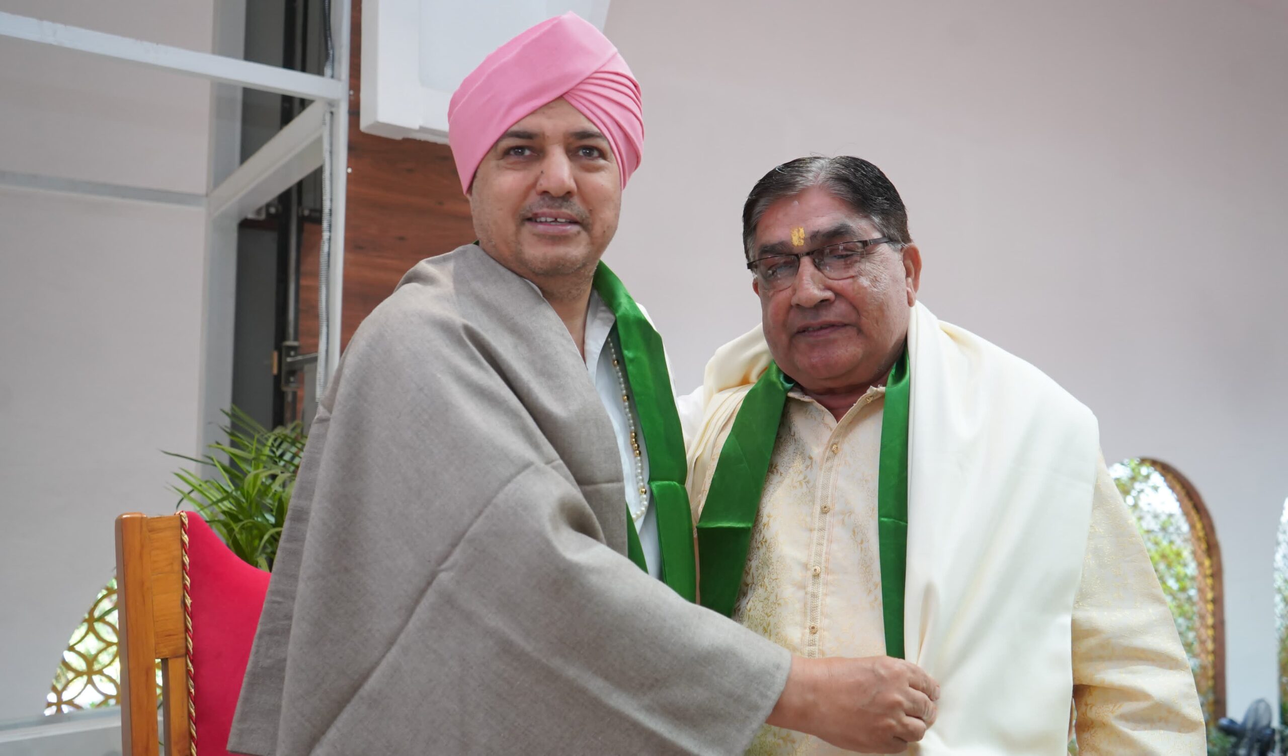 भारतीय किसान यूनियन एकता शक्ति उत्तराखण्ड के अध्यक्ष ने श्री दरबार साहिब में टेका मत्था