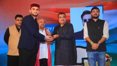 प्रतिभा को सलाम- मैरै गाँव की बाट ” फिल्म में उत्कृष्ट अभिनय के लिए अभिनव चौहान सम्मानित