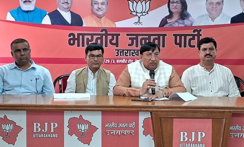 हेराल्ड प्रकरण में भ्रष्टाचार की पोल खुलने की तिलमिलाहट है कांग्रेस का प्रदर्शन: नरेश बंसल हेराल्ड प्रकरण में भ्रष्टाचार की पोल खुलने की तिलमिलाहट है कांग्रेस का प्रदर्शन: नरेश बंसल