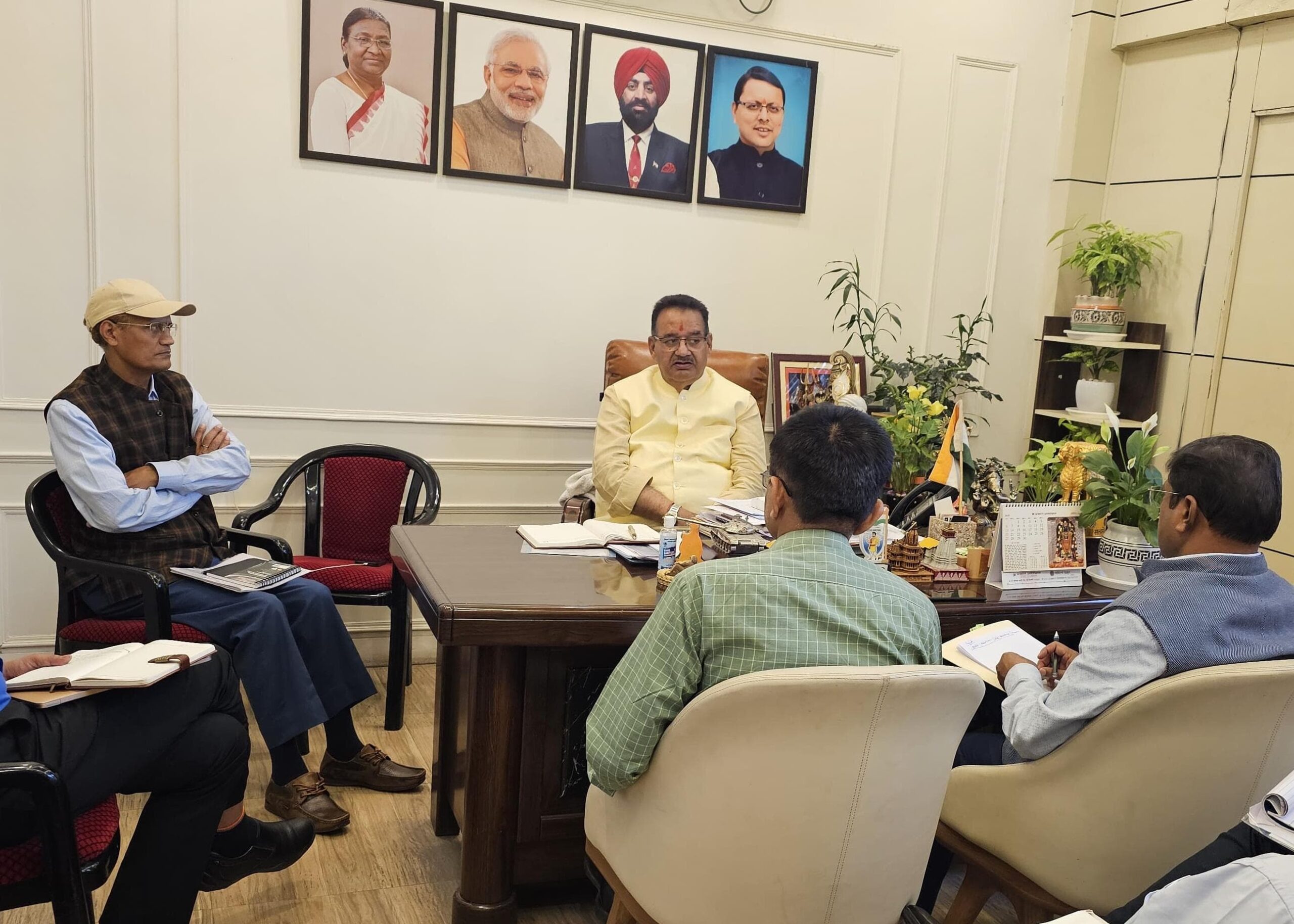 उत्तराखंड में कीवी नीति-2025, ड्रैगन फ्रूट फार्मिंग स्कीम और उत्तराखंड स्टेट मिलेट मिशन को सुनियोजित ढंग से धरातल पर उतारें: जोशी