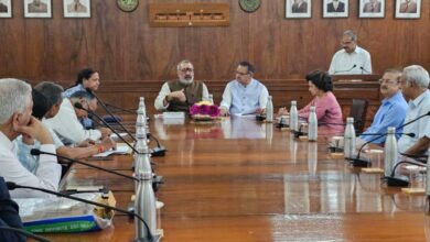एफआरआई में आयोजित बैठक में बोले कृषि मंत्री जोशी – उत्तराखंड में बांस की खेती को बढ़ावा देने के लिए बड़े पैमाने पर रणनीति करेंगे तैयार