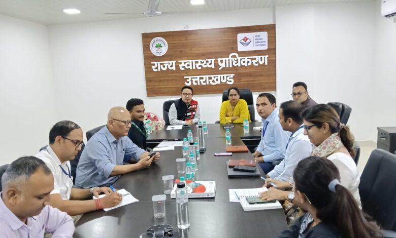 राष्टीय स्वास्थ्य प्राधिकरण के संयुक्त निदेशक सैमुएल ने की आयुष्मान योजना की समीक्षा- कहा, बुजुर्गो के लिए बहुत उपयोगी है वय वंदना कार्ड राष्टीय स्वास्थ्य प्राधिकरण के संयुक्त निदेशक सैमुएल ने की आयुष्मान योजना की समीक्षा- कहा, बुजुर्गो के लिए बहुत उपयोगी है वय वंदना कार्ड