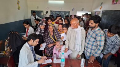 पुण्य भरा काम –  बिजनौर के धामपुर में आयोजित श्री महंत इन्दिरेश अस्पताल के फ्री मेडिकल कैंप में  दो हजार से ज्यादा मरीजों को मिला फायदा , नगीना सांसद चंद्रशेखर आजाद ने किया उद्घाटन