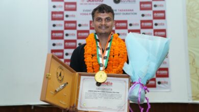 Well-done : योग साधक की साधना को मिला सम्मान- एसजीआरआर विश्वविद्यालय के योग छात्र उत्तम अग्रहरि ने ताड़ासन का बनाया राष्ट्रीय रिकार्ड