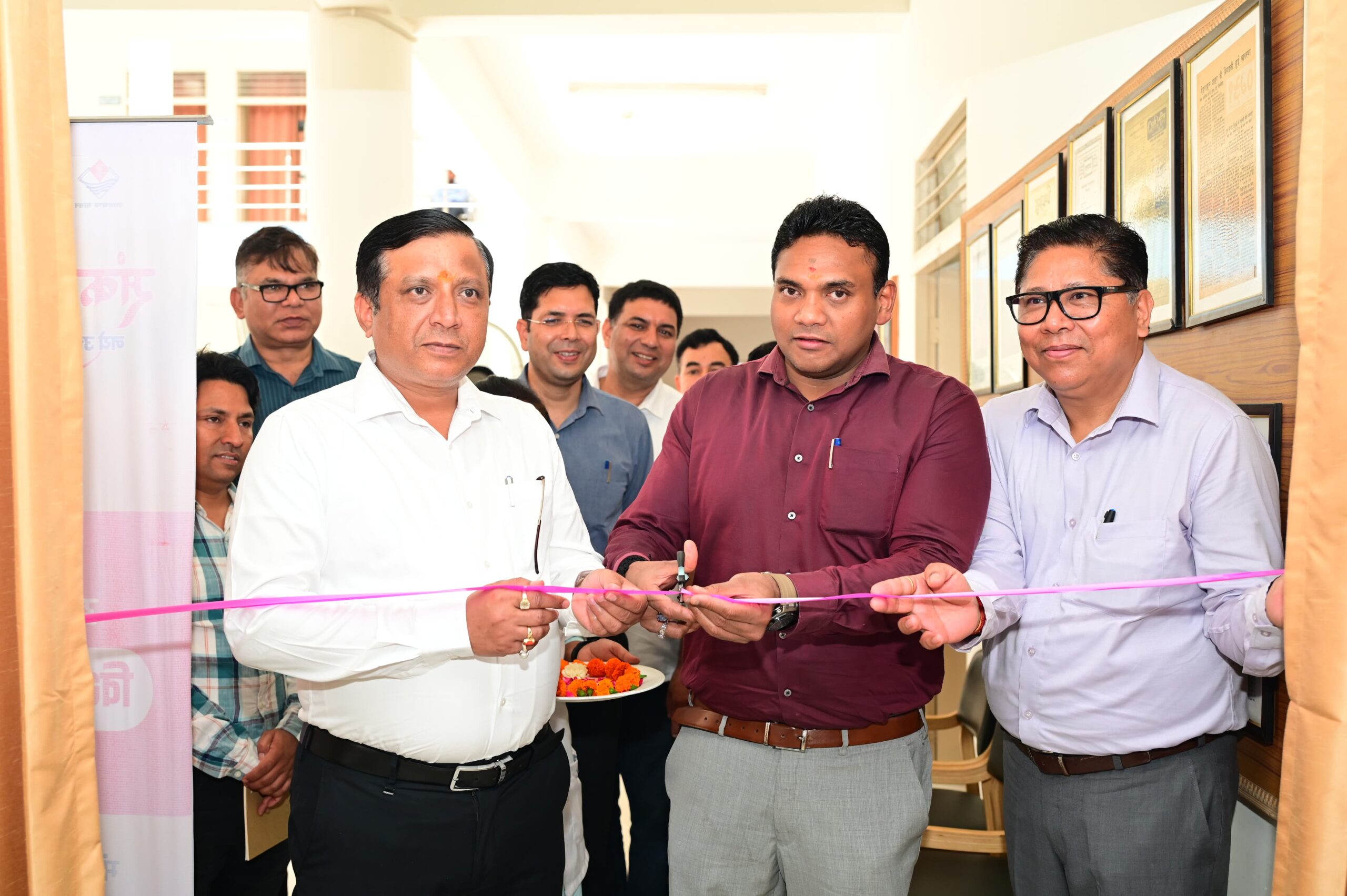 मुख्यमंत्री पुष्कर धामी की राहत भरी पहल पर दून में हुआ स्पेशल मेडिकल कैंप आयोजित, 350 से ज्यादा पत्रकारों ने कराई कराई जांच 