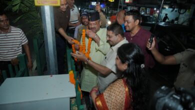 नगर निगम की ओर से सहस्त्रधारा  रोड पर लगाई गई स्ट्रीट लाइट्स ने बिखेरी रोशनी, 228 लाइट्स से जगमग हुआ क्षेत्र, आवागमन हुआ सुगम