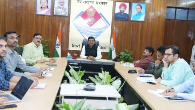 उत्तराखंड में इलेक्ट्रिक वाहनों के संचालन एवं निर्माण के लिए पॉलिसी हो रही तैयार , सीएस आनंद वर्धन बोले – ग्रीन ट्रांसपोर्ट की अवधारणा के प्रावधान हों पॉलिसी में शामिल