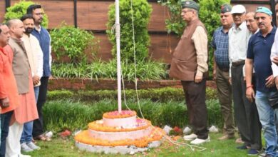 कृषि मंत्री जोशी ने 79वें स्वतंत्रता दिवस  पर किया ध्वजारोहण , राष्ट्रध्वज को दी सलामी दी,  फ्रीडम फाइटर्स को अर्पित की श्रद्धांजलि