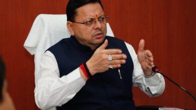 सीएम धामी ने विधानसभा पहुंचकर कार्यालयों का किया निरीक्षण