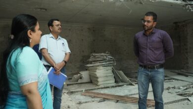 नगर आयुक्त नमामि बंसल ने किया निगम के  ऐतिहासिक टाउन हॉल (जुगमंदर हॉल) का निरीक्षण, दिया जा रहा नया लुक