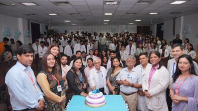 श्री महंत इन्दिरेश अस्पताल के फिजियोथेरेपी विभाग ने धूमधाम से मनाया  वर्ल्ड फिजियोथेरेपी दिवस,  केक काटकर इस मौके को बनाया और विशेष