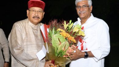 केन्द्रीय मंत्री शेखावत से की उत्तराखंड के पर्यटन मंत्री महाराज ने मुलाकात -कहा- एएसआई के अधीन संरक्षित क्षेत्रों दूरी को कम किया जाये