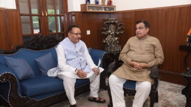 कैबिनेट मंत्री जोशी ने की केंद्रीय सड़क परिवहन एवं राजमार्ग मंत्री नितिन गडकरी से मुलाकात