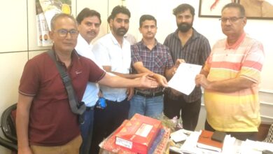 कृषि मंत्री जोशी से मिले कृषक-बागवान संगठन के पदाधिकारी, एप्पल व कीवी मिशन के लंबित भुगतान को लेकर सौंपा ज्ञापन