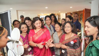 गीता धामी ने किया फिक्की  “फ्लो ट्रेड फेयर एवं आर्टिजन हाट”  का शुभारंभ, आयोजन को सराहा, उत्तराखंड चैप्टर अध्यक्ष डॉ गीता खन्ना ने कहा – प्रदेश की महिलाएं आज हर क्षेत्र में छू रहीं नई ऊँचाइयाँ