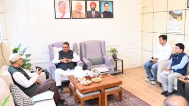 कृषि मंत्री जोशी ने किया आश्वस्त – एप्पल मिशन के तहत कृषकों की लम्बित राज सहायता जल्द होगी जारी , सत्यापन का कार्य हुआ शुरू