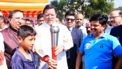 देहरादून में सांसद खेल महोत्सव का हुआ शुभारंभ, सीएम धामी ने कहा – प्रदेश में 23 खेल अकादमियां की  स्थापना जल्द