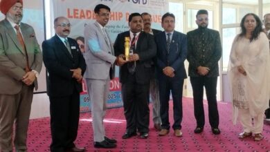 जीआरडी कॉलेज आयोजित उत्तराखंड की सिल्वर जुबली कार्यक्रम में शिक्षा के क्षेत्र में उत्कृष्ट कार्य करने वाले प्रधानाचार्य  सम्मानित