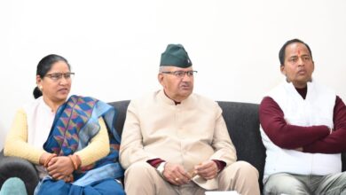 Uttarakhand : क्षेत्रीय जनप्रतिनिधियों के माध्यम से योजनाओं को गाँवो तक पहुंचाने के लिए कार्यशालाओं का आयोजन करें अधिकारी : जोशी