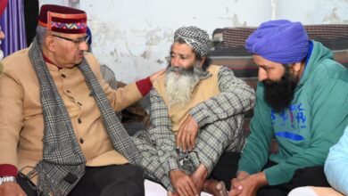 कृषि मंत्री जोशी ने काशीपुर में मृतक किसान सुखवंत सिंह के परिजनों से की मुलाकात,  हर संभव मदद का दिया भरोसा