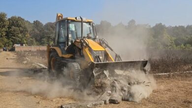 प्राधिकरण के पीले पंजे का अवैध प्लॉटिंग पर करारा प्रहार जारी -रानीपोखरी व थानों में क्षेत्र में  एमडीडीए ने 27 बीघा में फैली अवैध प्लॉटिंग की ध्वस्त