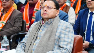 सीएम पुष्कर धामी ने सुना प्रधानमंत्री मोदी के मन की बात का 130वें एपिसोड , कहा -कार्यक्रम का हर संस्करण होता है प्रेरणादायी