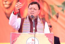 दीदी के गढ़ में उत्तराखंड के मुख्यमंत्री धामी की दहाड़, कहा – युवाओं को कर्मवीर नहीं, भत्तावीर बना रही ममता सरकार,पश्चिम बंगाल की कानून-व्यवस्था को लेकर साधा निशाना