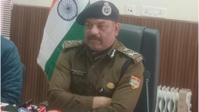 एसटीएफ का बड़ा एक्शन – दून में हाईटेक नकल माफिया का भंडाफोड़, , एमकेपी कॉलेज के सेंटर में मिला गुप्त तहखाना, जमीन के नीचे से हैक हो रहे थे कंप्यूटर, 2 गिरफ्तार