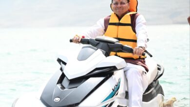 लाइफ जैकेट पहने  टिहरी झील में रोमांच के सफर पर निकले सीएम , लेक फेस्टिवल में दिखे मुख्यमंत्री पुष्कर धामी के अलग-अलग अंदाज