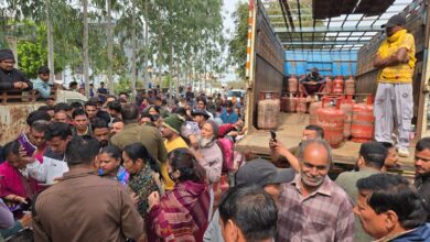 Big Action: जिला प्रशासन के आदेशों की अहवेलना; गैस एजेंसी के सिलेंडर जब्त, मुकदमा दर्ज