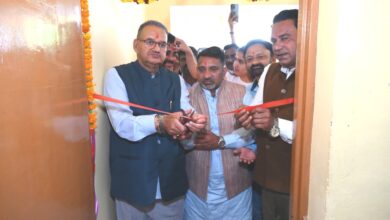 कैबिनेट मंत्री जोशी ने पथरियापीर में किया आयुष्मान आरोग्य मंदिर का उद्घाटन , कहा – स्थानीय लोगों को अब अपने ही क्षेत्र में मिलेंगी बेहतर प्राथमिक स्वास्थ्य सेवाएं