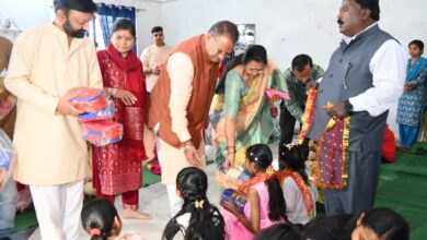 कैबिनेट मंत्री जोशी ने चैत्र नवरात्रि  पर किया कन्या पूजन : कहा – बेटियां हैं हमारे समाज की आधार शक्ति