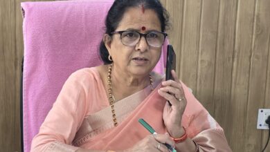 एसजीआरआर मेडिकल कॉलेज की छात्रा  डॉ. तनवी की संदिग्ध मौत मामले में राज्य महिला आयोग ने लिया संज्ञान-  अध्यक्ष कुसुम कंडवाल ने पुलिस को दिए गम्भीर व निष्पक्ष जांच के निर्देश