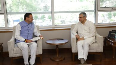 सीएम पुष्कर धामी ने केंद्रीय मंत्री से भेंट कर रेल एवं ‘डिजिटल कुम्भ 2027’ पर की चर्चा, महत्वपूर्ण परियोजनाओं पर  कार्यवाही का अनुरोध 