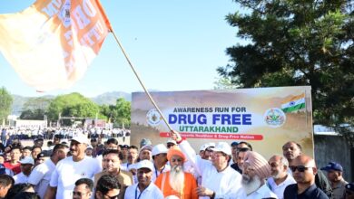 “रन फॉर अवेयरनेस” रैली को सीएम  धामी ने दिखाई हरी झंडी, कहा – हम सभी लें संकल्प , स्वयं नशे से दूर रहेंगे और अपने मित्रों व समाज को भी करेंगे जागरूक