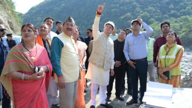 चारधाम यात्रा के मद्देनजर ग्राउंड जीरो पर उतरे मुख्यमंत्री धामी,रुद्रप्रयाग से गुप्तकाशी तक सड़क मार्ग से किया यात्रा मार्ग का निरीक्षण, ग्रीन और प्लास्टिक मुक्त रहेगी  केदारनाथ यात्रा