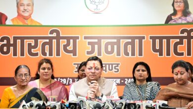 आक्रामक तेवर में नजर आए सीएम पुष्कर धामी – कांग्रेस व उसके सहयोगी दलों पर बोला जमकर हमला, कहा – नारी शक्ति वंदन अधिनियम के खिलाफ  विपक्ष का रवैया आधी आबादी के साथ अन्याय