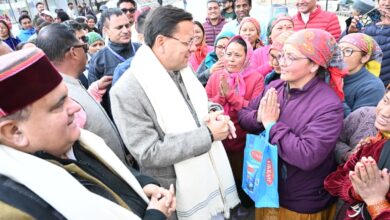 मुख्यमंत्री धामी पहुंचे भारत के प्रथम सीमांत गांव माणा , विकास कार्यों का लिया जायजा, कहा – शत-प्रतिशत “लखपति दीदी” गांव माणा बना आत्मनिर्भरता का मॉडल