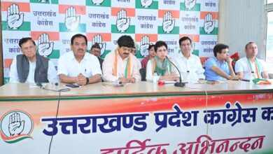 लोकसभा में नेता प्रतिपक्ष  राहुल गांधी के दौरे से पहले उत्तराखंड पहुंचीं प्रदेश कांग्रेस प्रभारी कुमारी शैलजा, पार्टी नेताओं के साथ बैठक कर किया मंथन