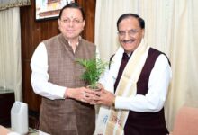 मुख्यमंत्री धामी से की पूर्व सीएम डॉ निशंक , सांसद नरेश बंसल और कैबिनेट मंत्री  जोशी ने मुलाकात
