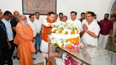 मुख्यमंत्री पुष्कर धामी ने स्वर्गीय खण्डूडी को अर्पित की भावभीनी श्रद्धांजलि –  उत्तराखंड ने खोया एक अनुशासित सैनिक, कुशल प्रशासक और जनप्रिय नेता