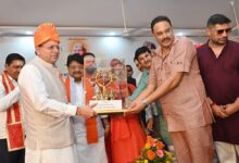 मुख्यमंत्री धामी बोले – हरिद्वार भारत की आध्यात्मिक चेतना और सनातन संस्कृति का प्रवेश द्वार , देश-विदेश से आने वाले श्रद्धालु माँ गंगा की गोद में आस्था और आध्यात्मिक ऊर्जा का  करते हैं अनुभव